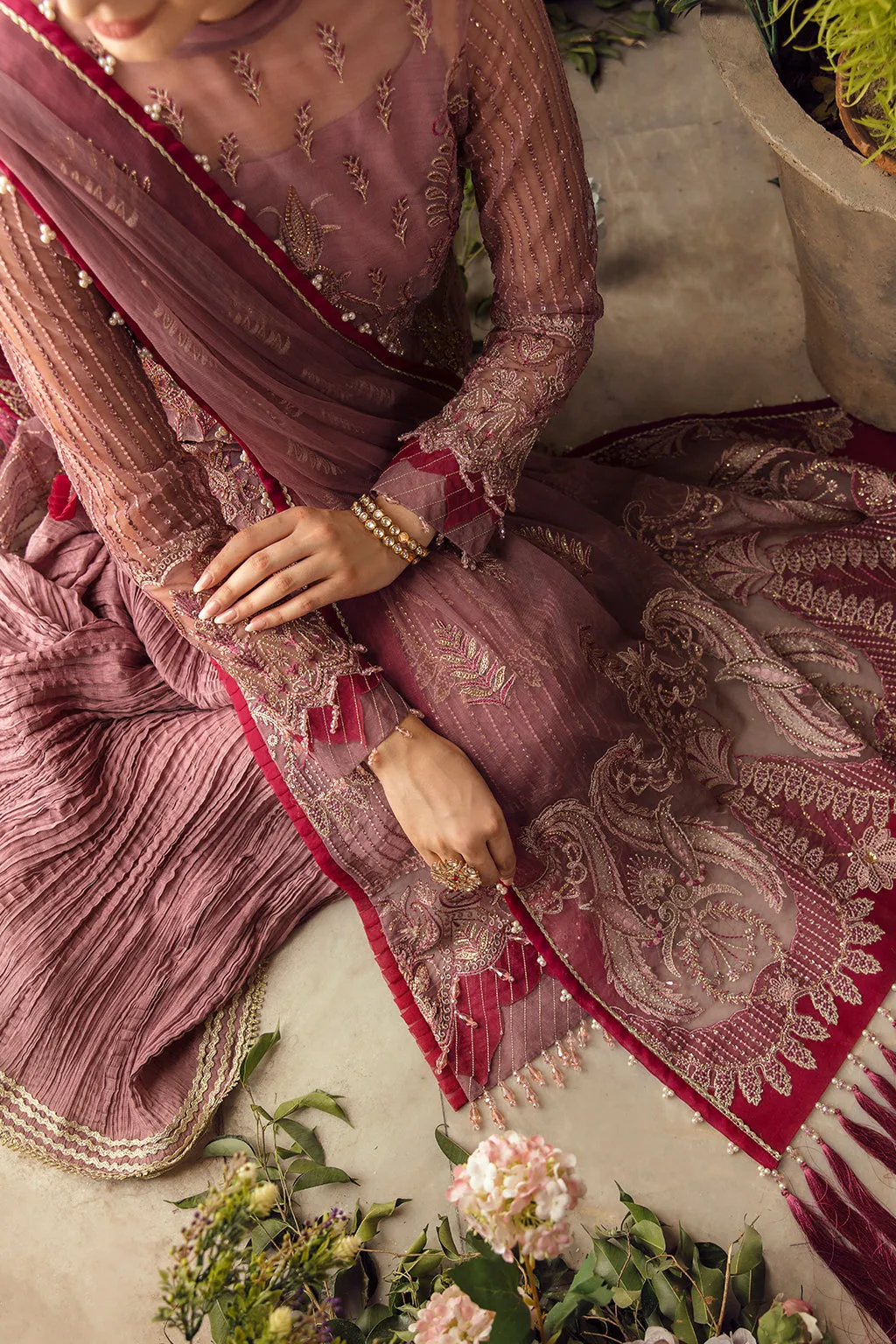 Afrozeh La Fuchsia Wedding Edit 2022 – VALENTINA