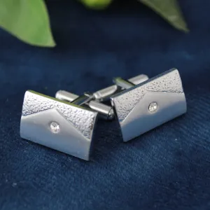 Kavove The Bling Rover Silver Cufflink For Men