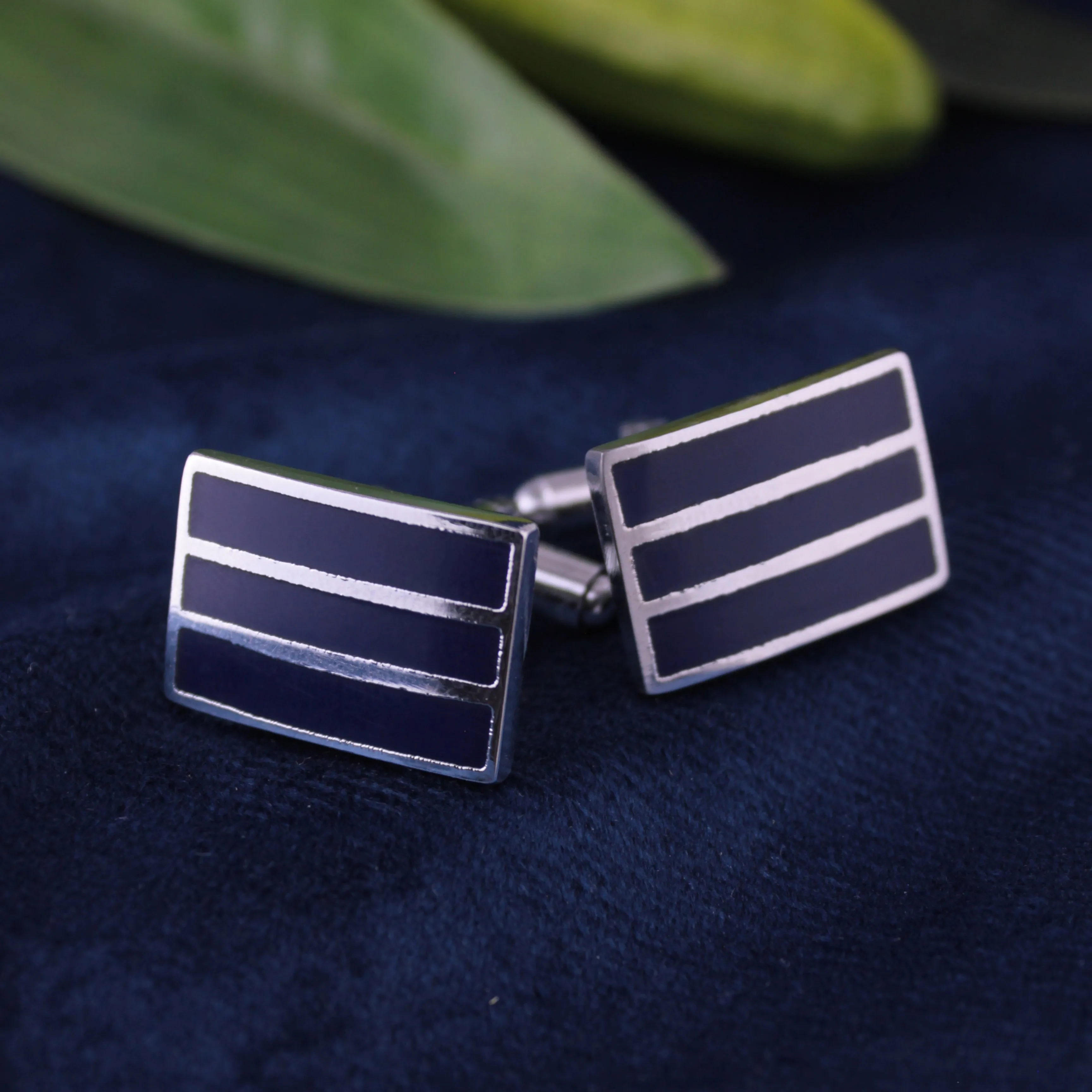 Kavove The Bliss Era Blue & Silver Cufflink For Men