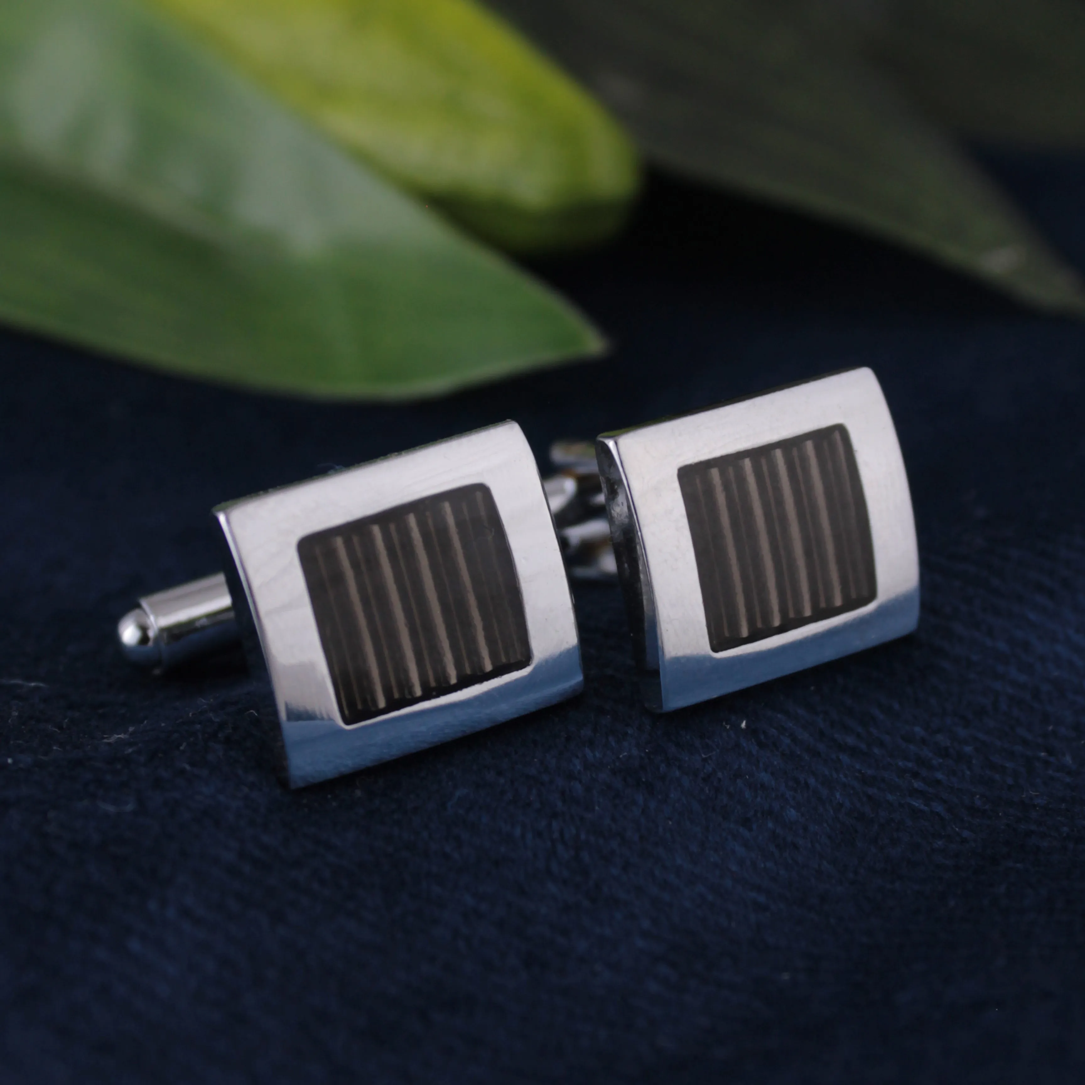 Kavove The Style Disrupter Black & Silver Cufflink For Men