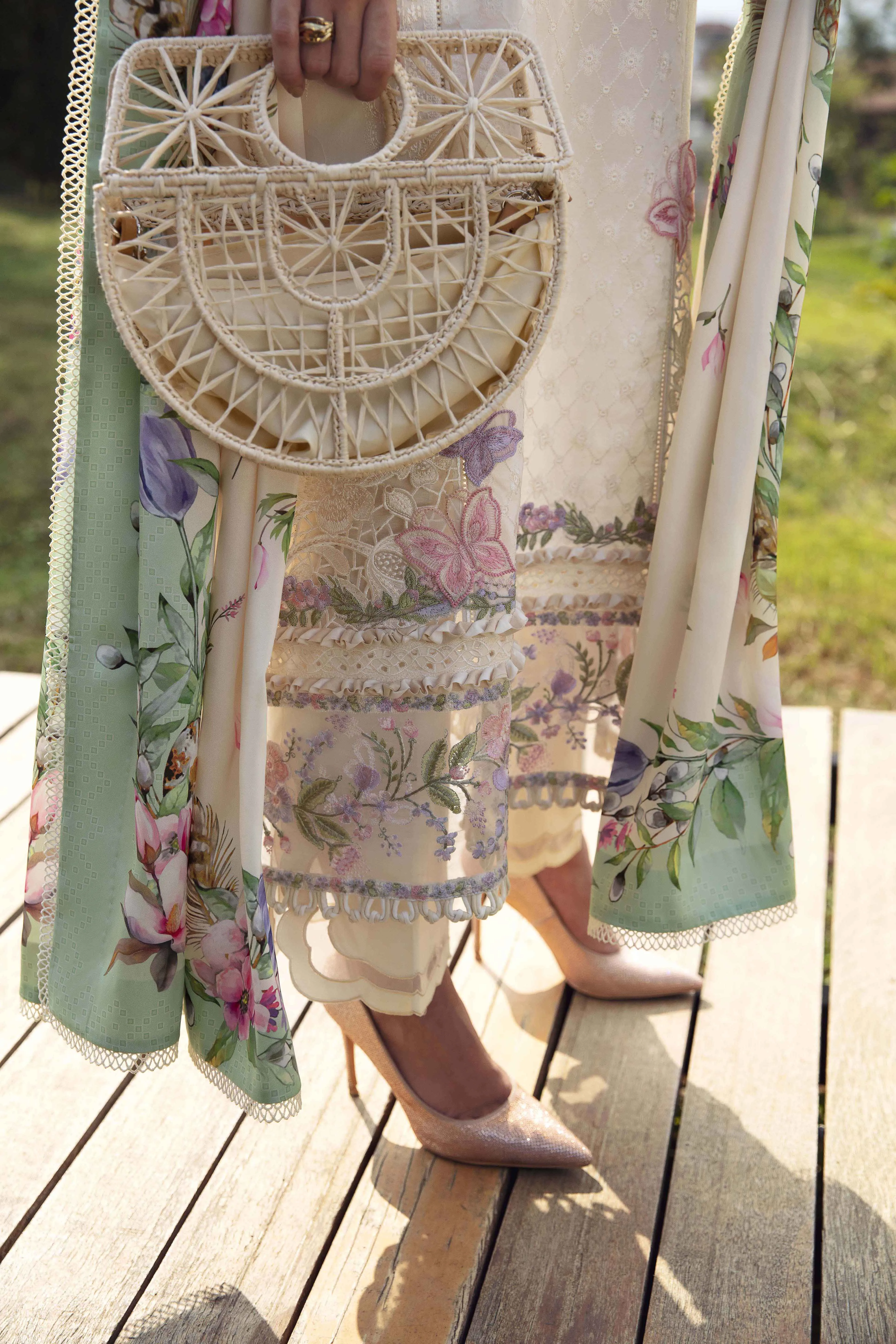 Sable Vogue Luxury Lawn Collection 2024 – IVY