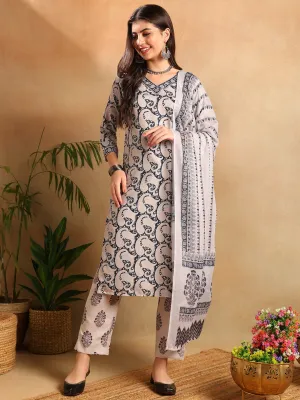 Women Navy Blue Rayon Blend Paisley Printed Straight Kurta Trousers With Dupatta