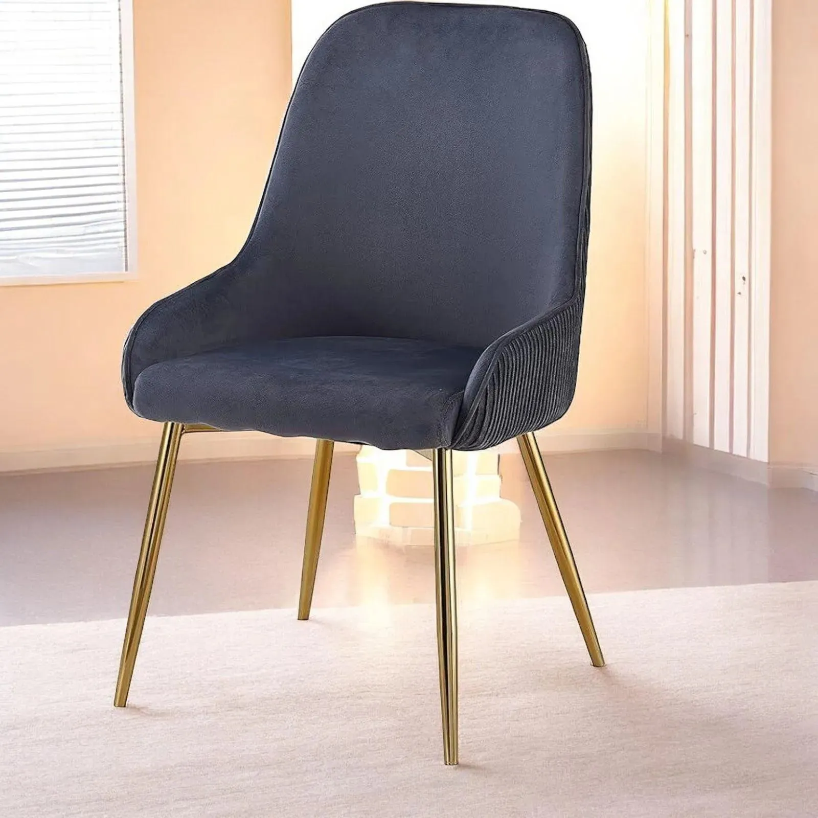Wooden Twist Echelon Modern Cafe Dining Chair Wih Metal Legs