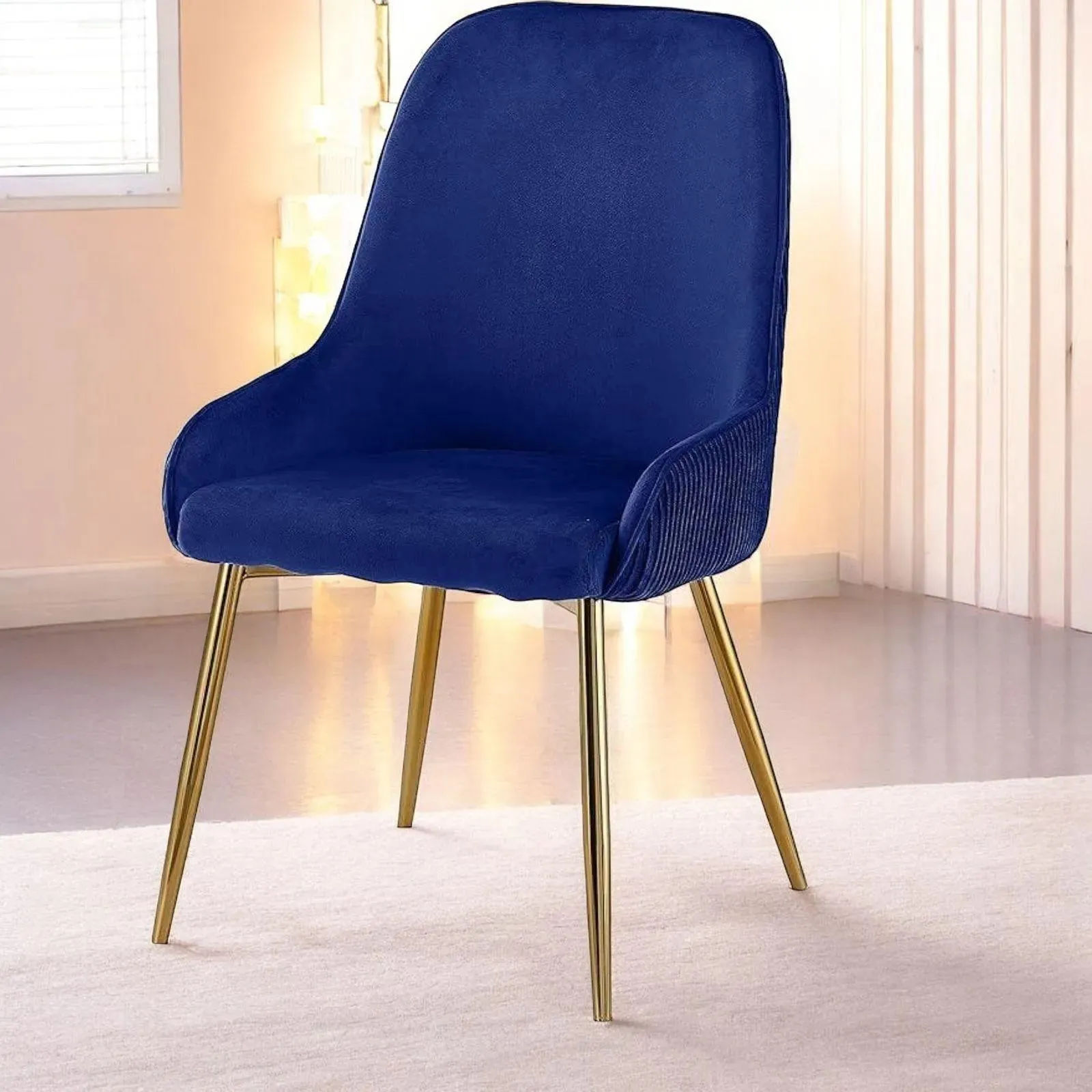 Wooden Twist Echelon Modern Cafe Dining Chair Wih Metal Legs